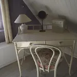 Les Portes Des Froises Bed & Breakfast