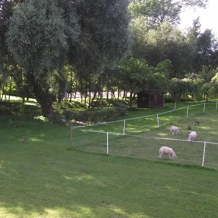 Les Portes Des Froises 3* Saint-Quentin-en-Tourmont
