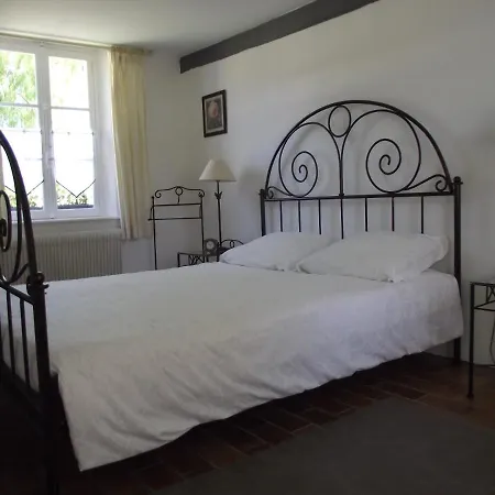 Couette-café Les Portes Des Froises *