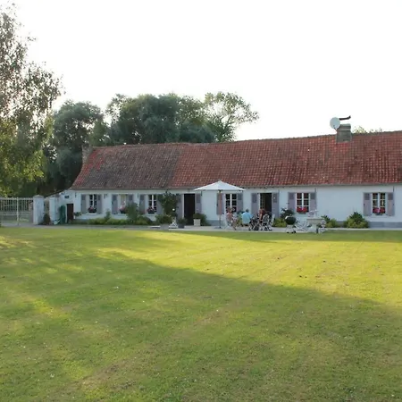 Les Portes Des Froises Saint-Quentin-en-Tourmont