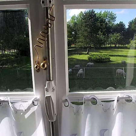 Bed & Breakfast Les Portes Des Froises Saint-Quentin-en-Tourmont